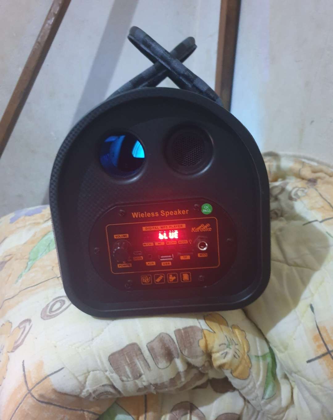 HEAVY BASS BLUETOOTH SPEAKER