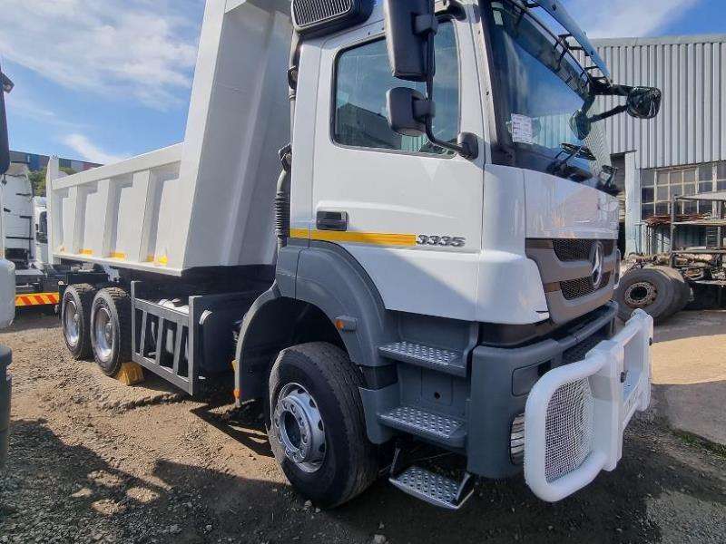 2017 Mercedes-Benz AXOR 3335