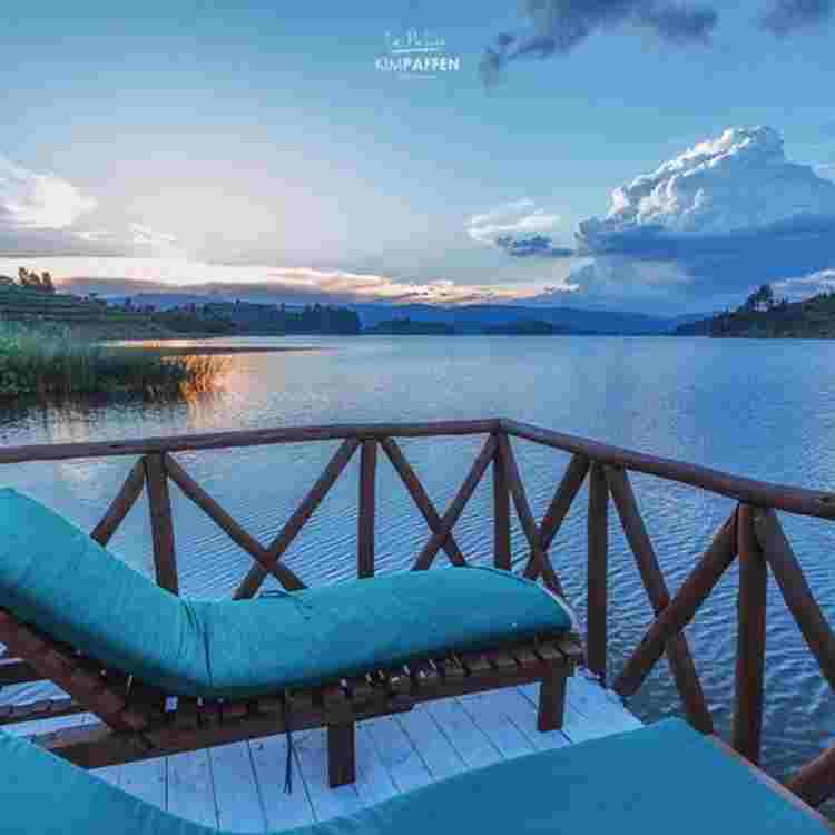 Lake Bunyonyi rock resort