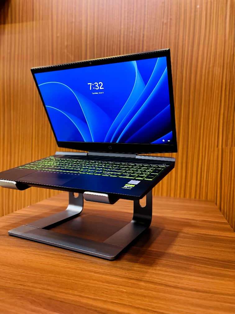 Laptops stands