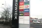 Digital pylon signs