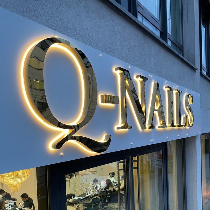 3D signage for businesses Ug