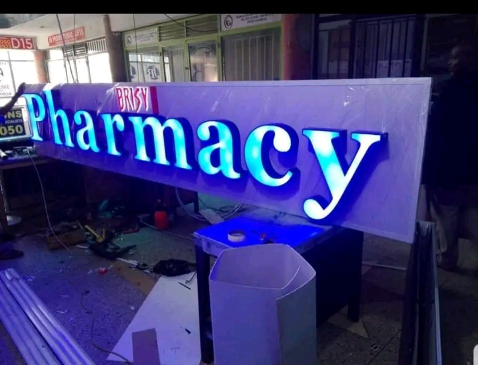 Professional signpost maker