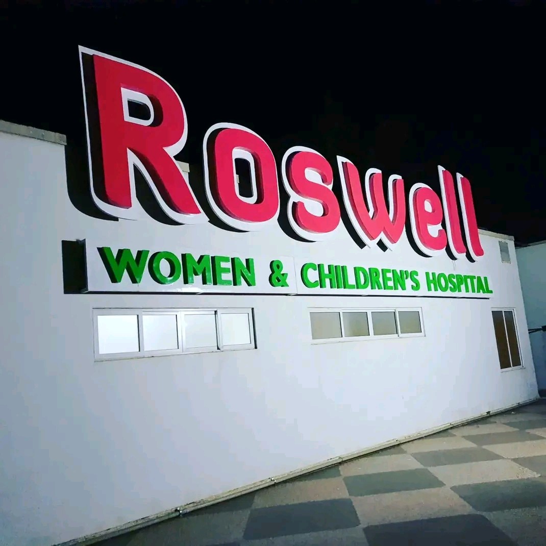 Best hospital sign designers
