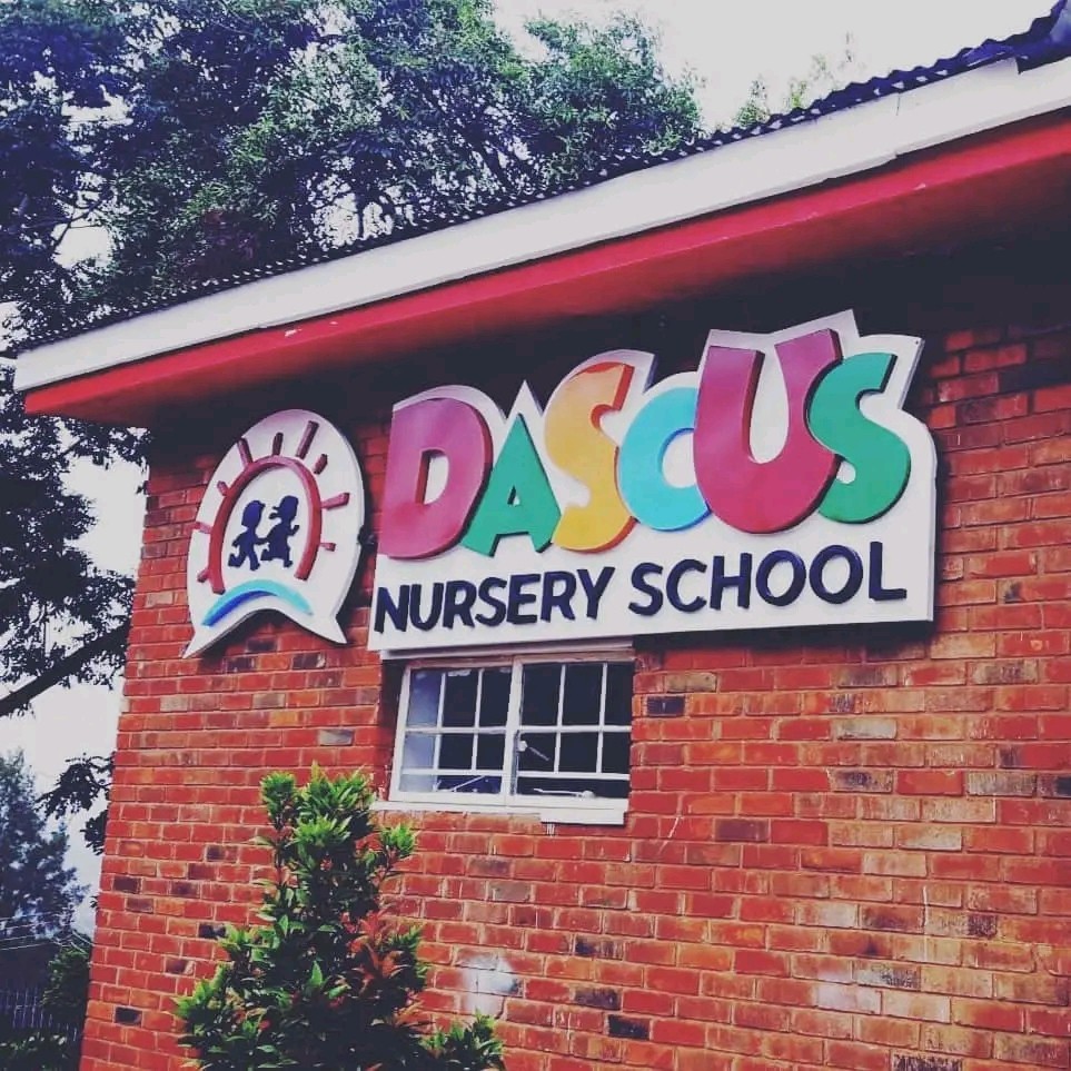 School sign post makers