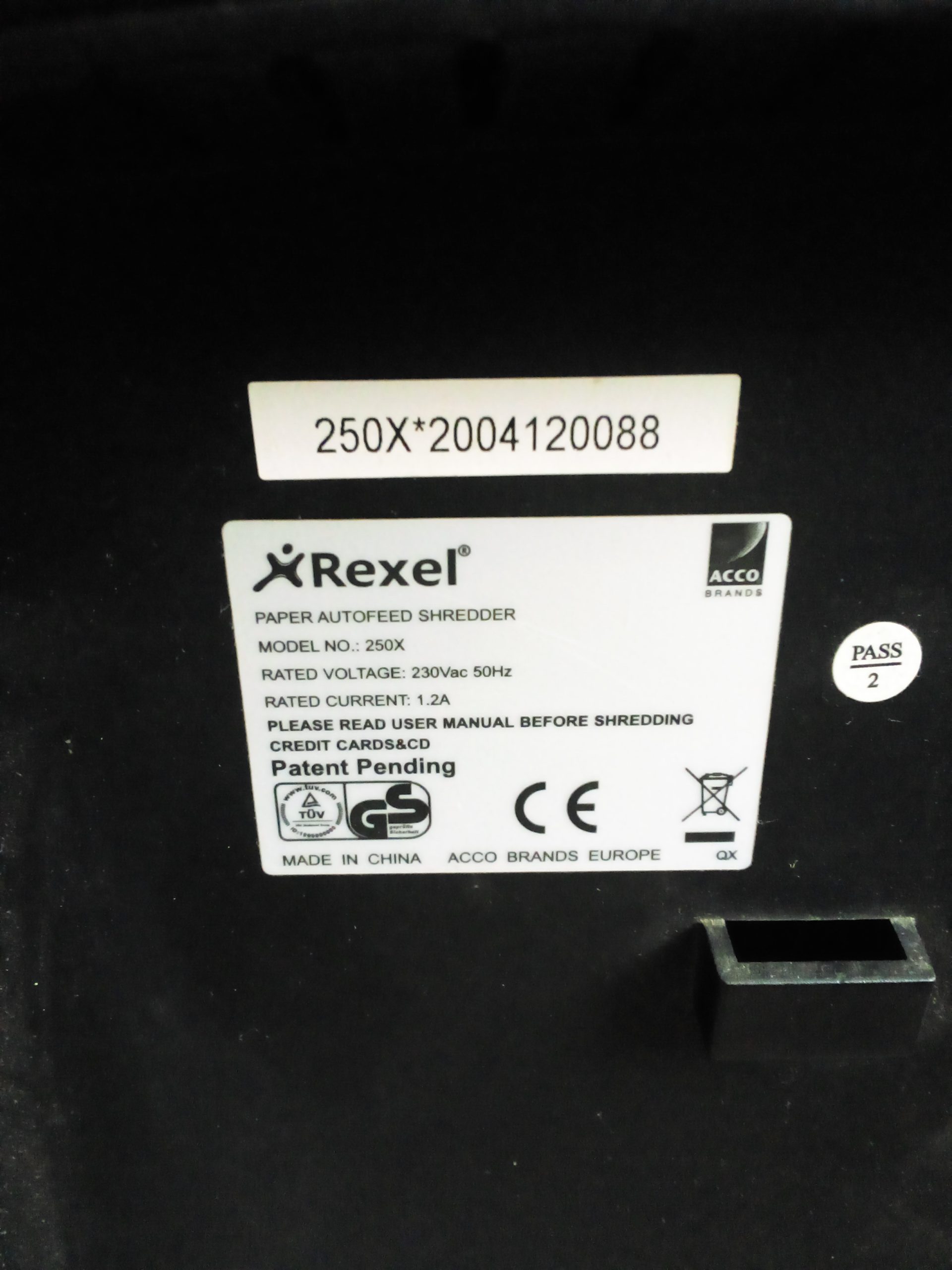 Papper shredder machine