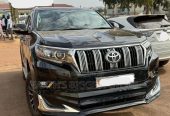 Toyota Landcruiser Black