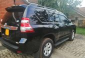 Toyota Landcruiser Black