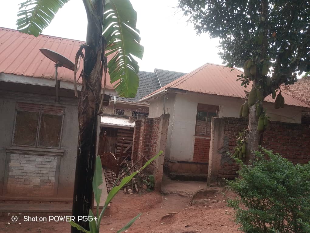 Land wiz 02 houses for sale