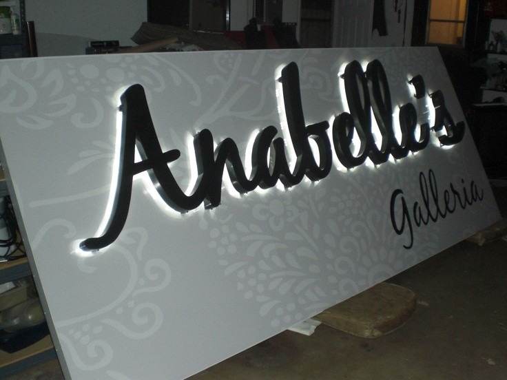 3D logo makers Kampala