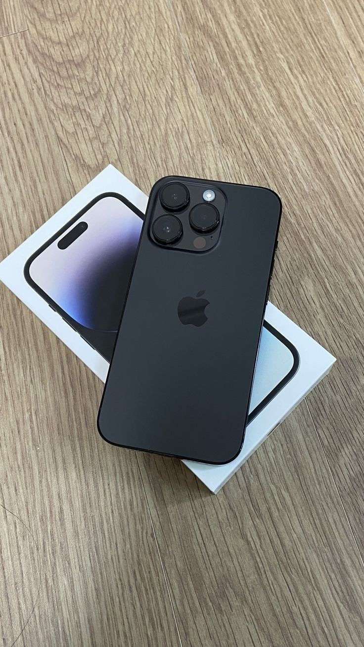 Brand New Apple Iphone 16